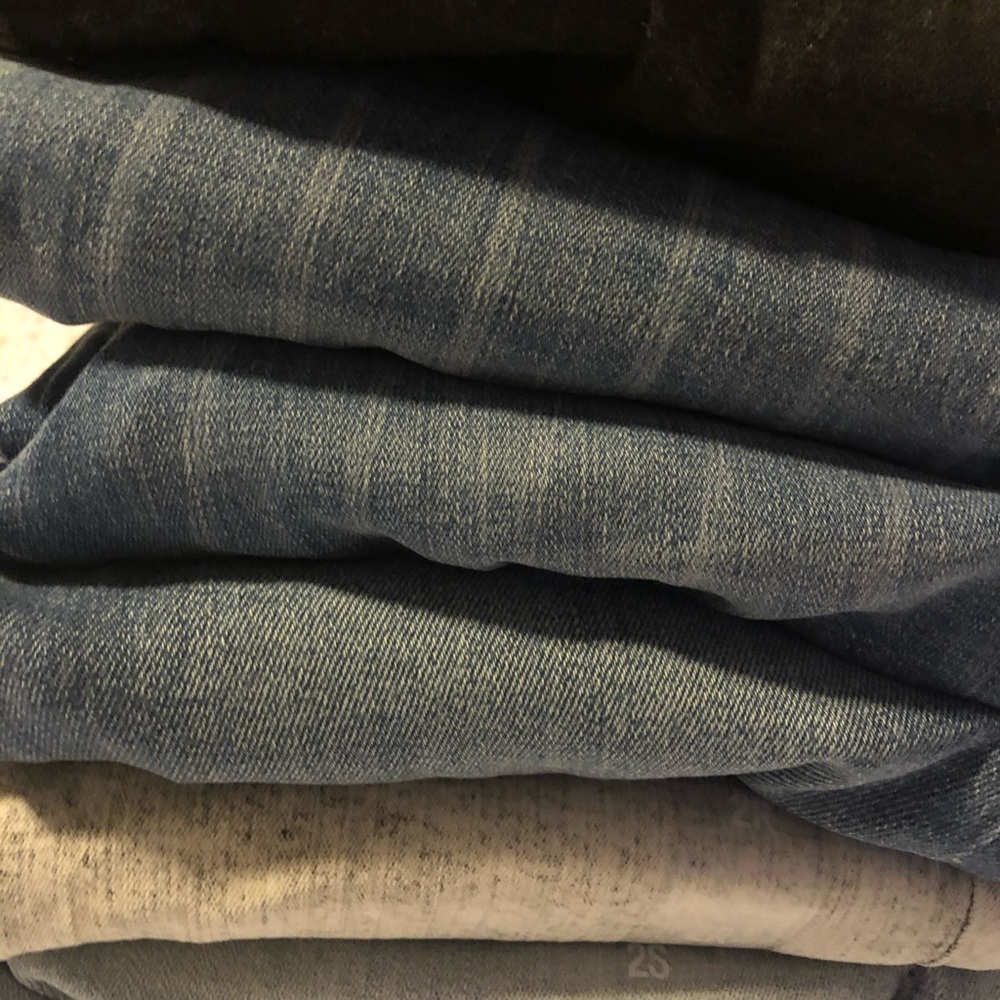 Express Legging Mid Rise Jeans - Picture 7 of 7